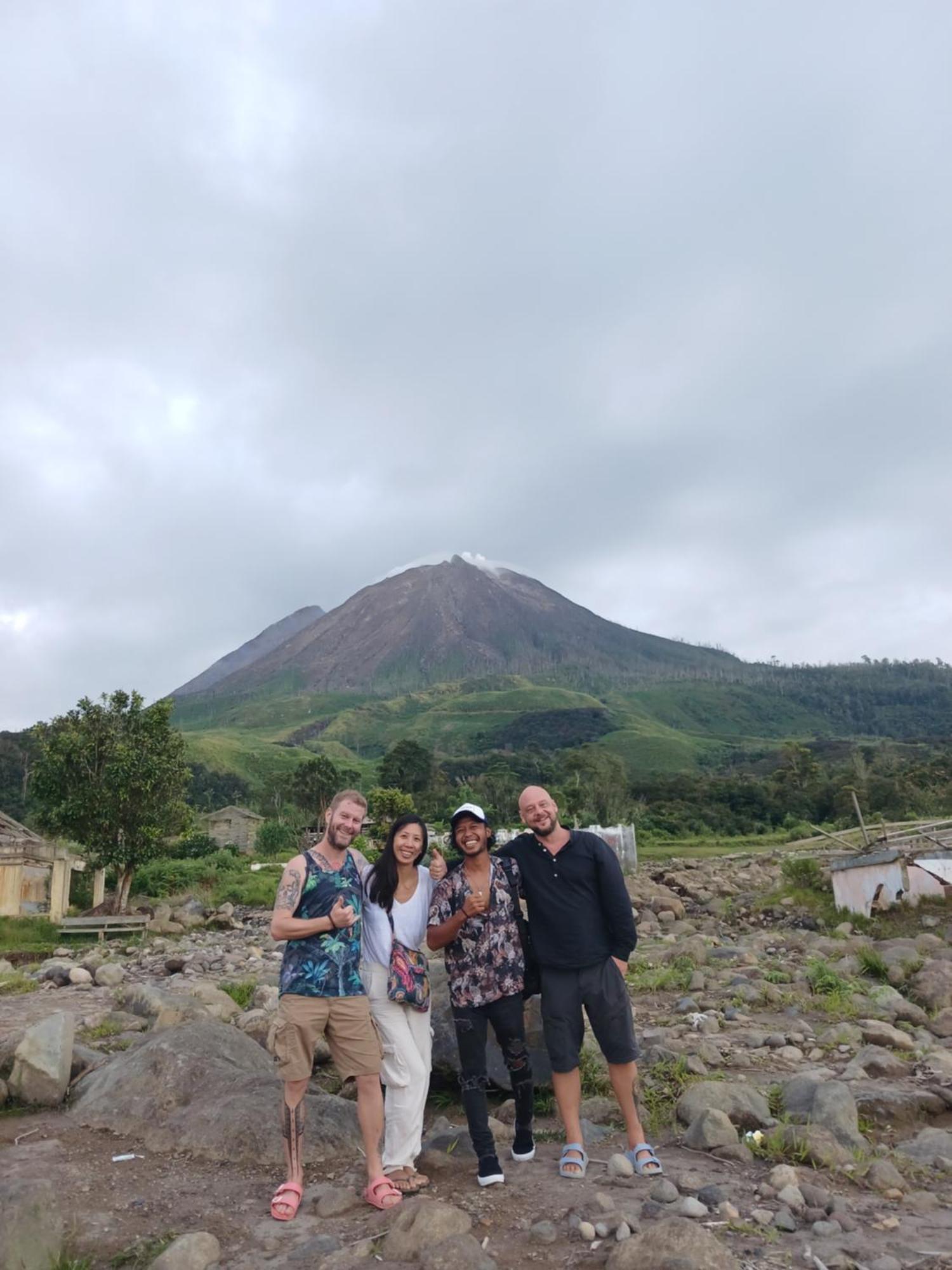 Batu Kapal Guest House & Jungle Trekking Букит Лаванг Екстериор снимка