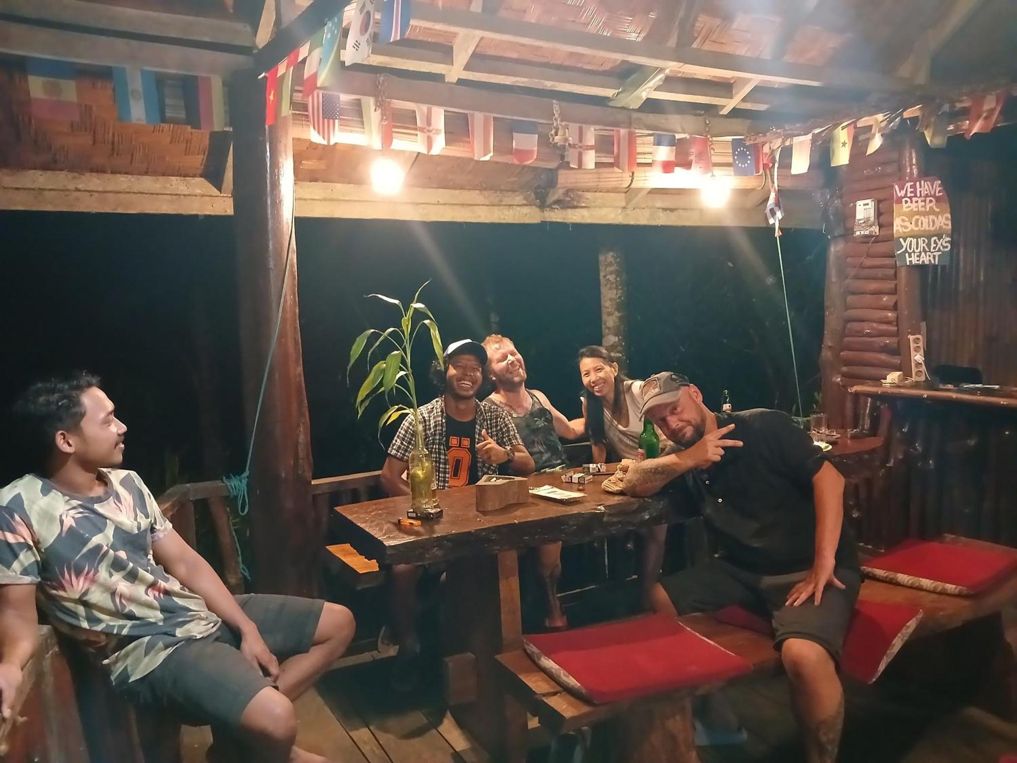 Batu Kapal Guest House & Jungle Trekking Букит Лаванг Екстериор снимка