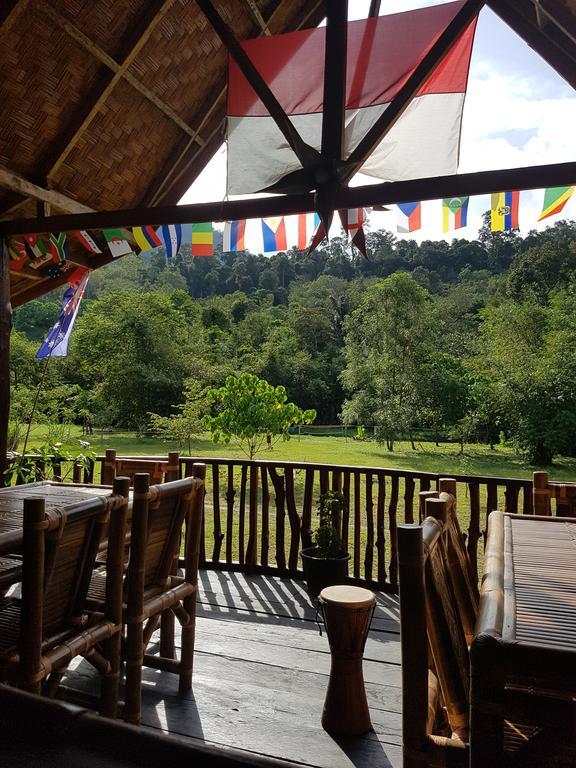 Batu Kapal Guest House & Jungle Trekking Букит Лаванг Екстериор снимка